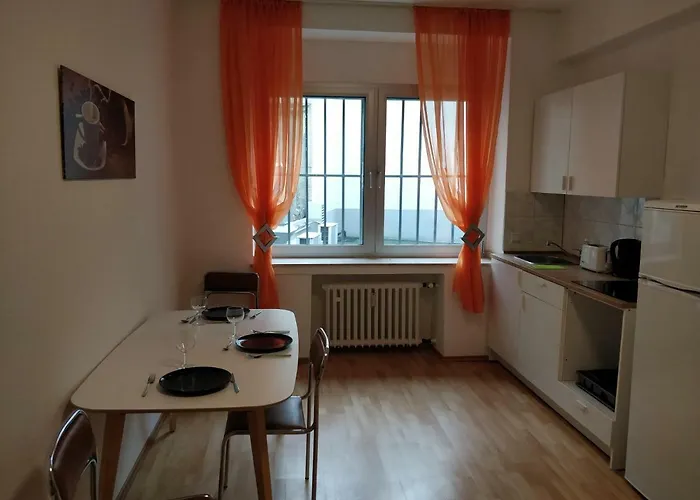 Aparthouse Graf-adolf شقة *