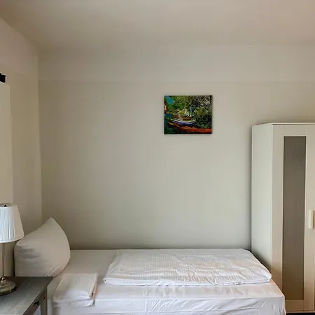 Aparthouse Graf-adolf Lägenhet